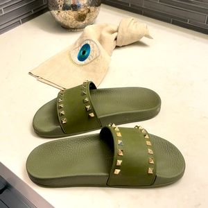 Valentino slides olive green